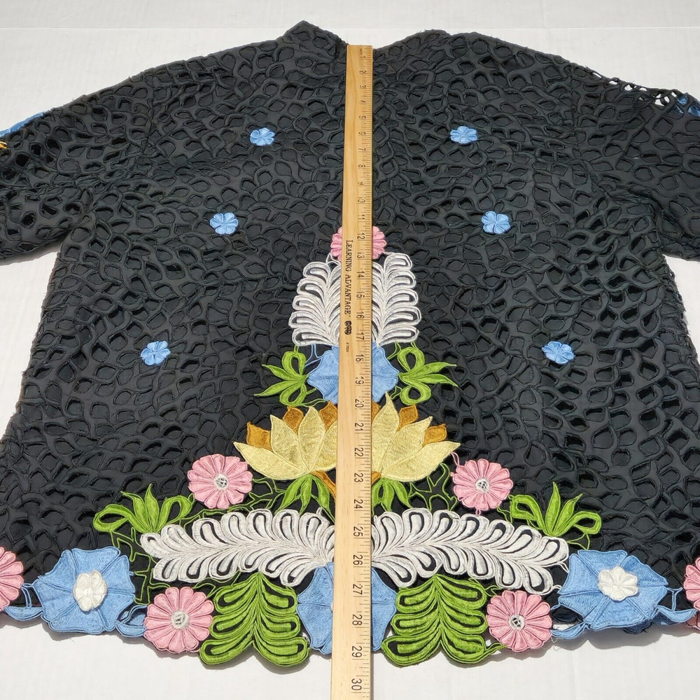 QUEEN CARO OF HONOLULU Vtg Floral Embroidered Applique Jacket Hawaiian Colorful - Picture 11 of 13